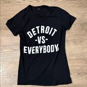 Detroit VS Everybody Black Women's T-Shirt Small